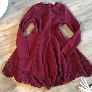Burgundy dress with laser cutting